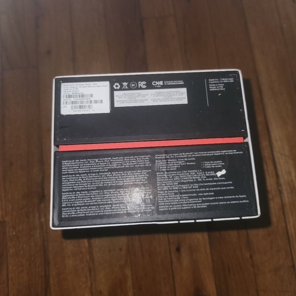 Beats Solo 3 Wireless Empty Box - Picture 8 of 8